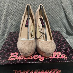 Betseyville Champagne Sparkle Heels